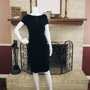 Black David Meister size 2 black dress